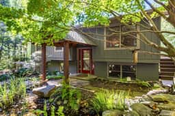 North Chickamauga Creekside Retreat · 3BR Escape!