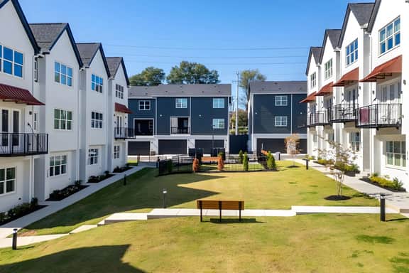Birch Bliss | Stylish 2BR Downtown Chatt Stay!