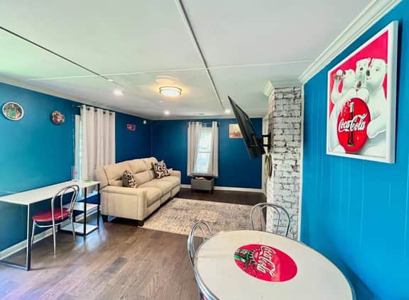 *New* Laid Back on Lee Ave | Cozy 2BR Retreat