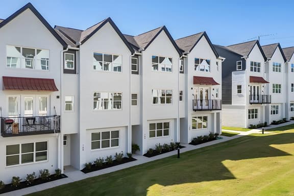 Birch Bliss | Stylish 2BR Downtown Chatt Stay!
