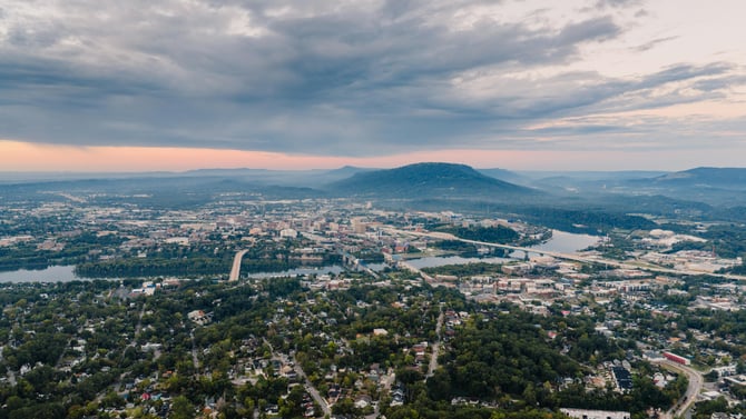 Short Term Vacation Rentals In The Scenic City: How Yellow Door Can Help Transform Your Rental
