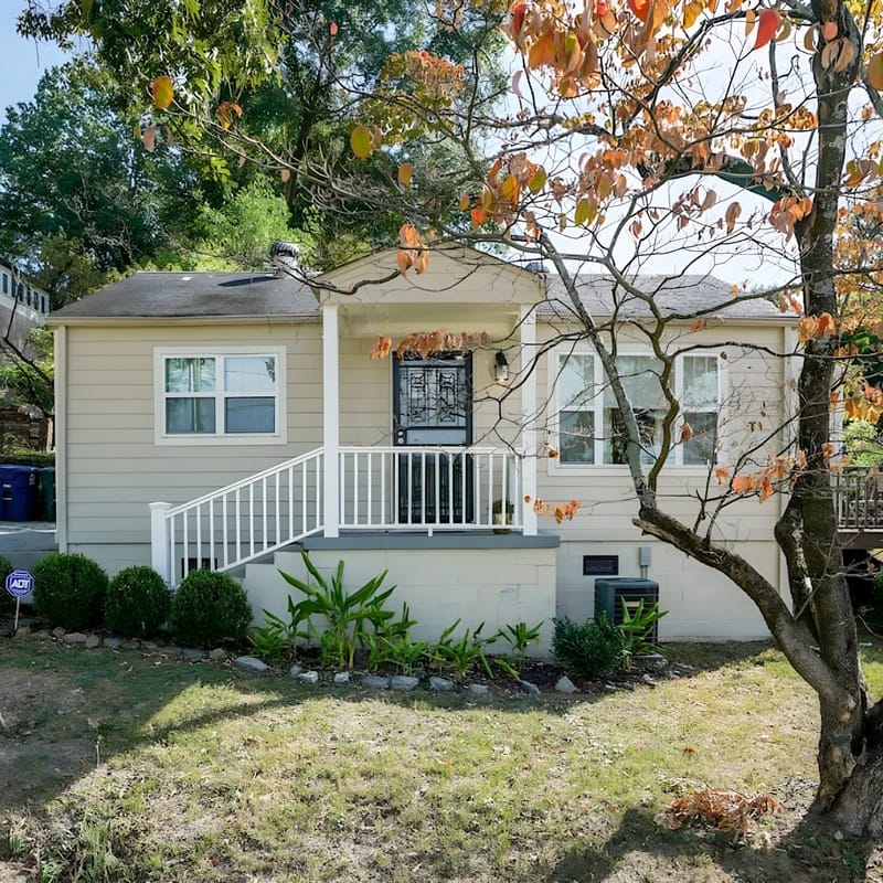 Cozy North Shore Cottage - GREAT location, Pet friendly!